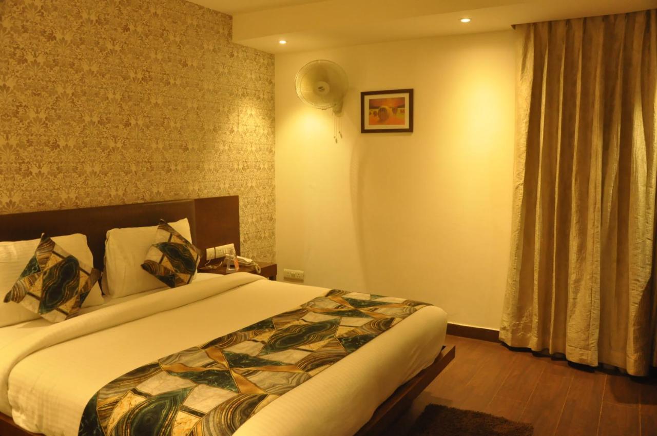 Hotel Arch Plaza - Near Yashobhoomi Convention Centre Dwarka New Delhi Bagian luar foto